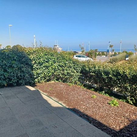 Appartement Rez-De-Jardin, Front De Mer, 4 Pers, Calme, Wifi Gratuit - Fr-1-465-46 Merville-Franceville-Plage Ngoại thất bức ảnh